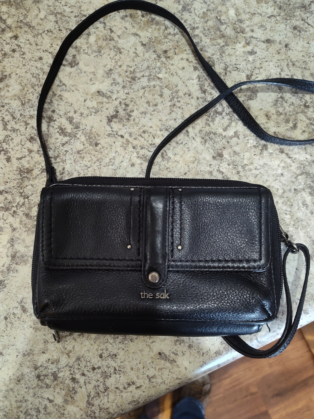 The Sak Black Leather Crossbody Wallet Bag